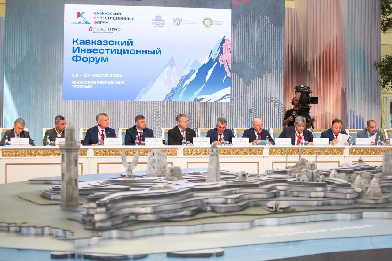 Глава КЧР Рашид Темрезов принял участие в заседании Правительственной комиссии по вопросам развития субъектов СКФО   