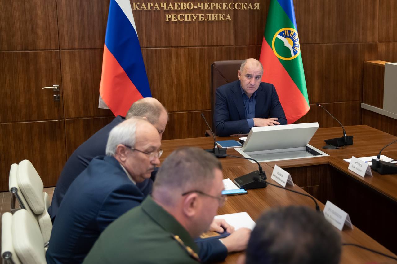 В Карачаево-Черкесии будут сформированы делегации из всех городов и районов для личной встречи с бойцами в зоне СВО