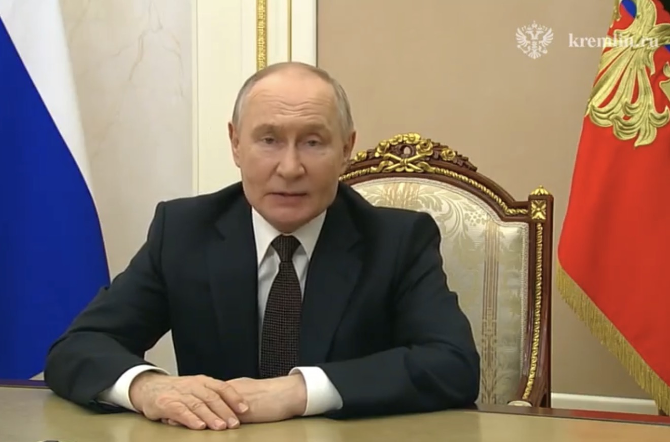 Президент России Владимир Путин поздравил бойцов Росгвардии с профессиональным праздником