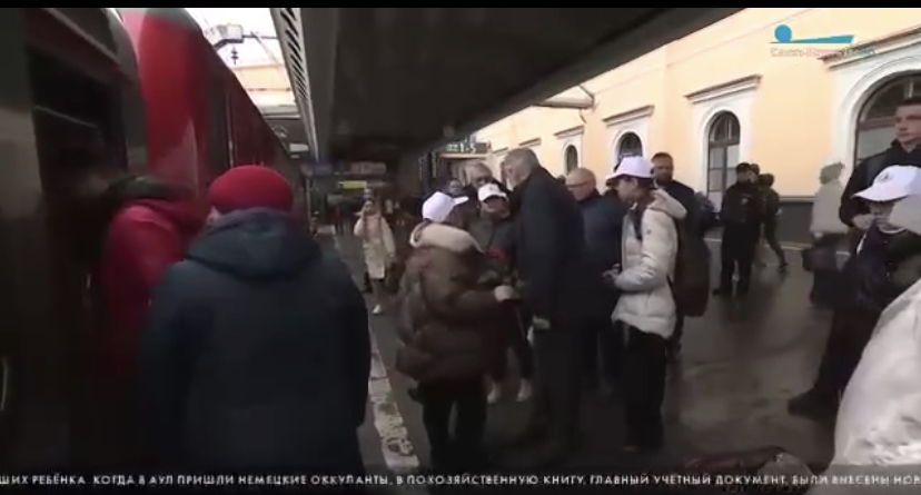 Дети-потомки семей, которые приютили в ауле Бесленей в годы Великой Отечественной войны ленинградских детей, прибыли в Санкт-Петербург​ ​