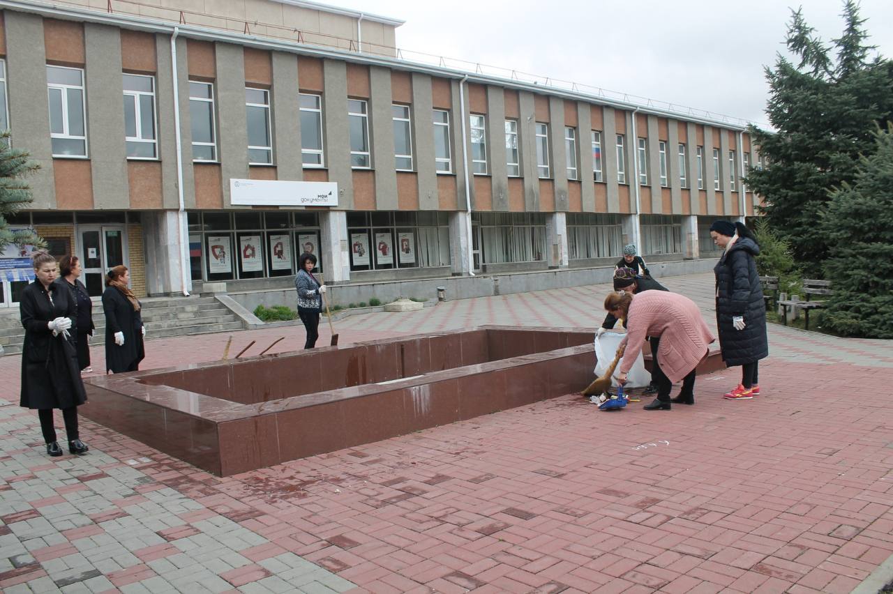 Более 1,5 тысяч человек дали старт экологическому марафону «Генеральная уборка» в Карачаево-Черкесии